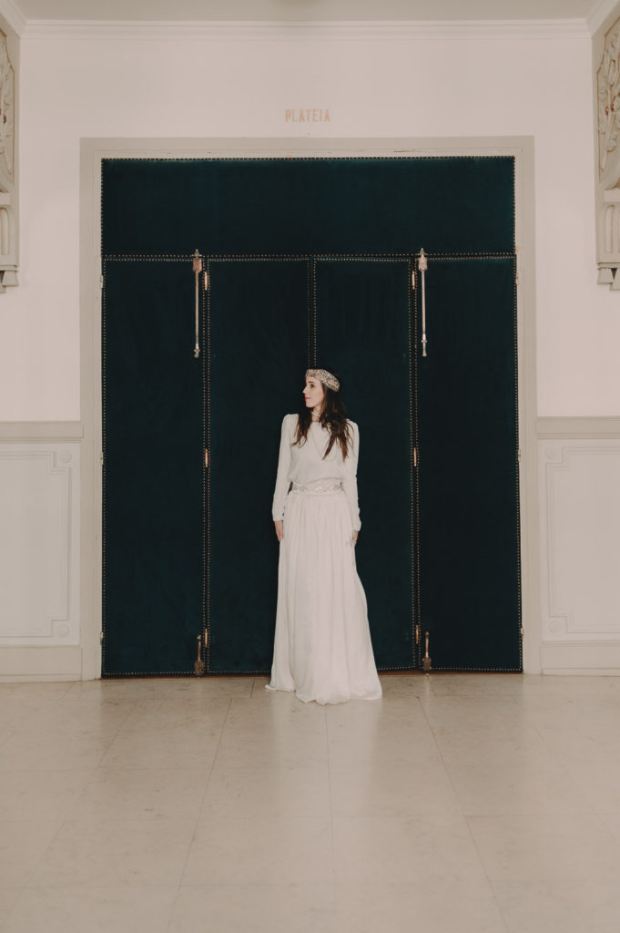 bride and blue doors - brides inspiration wedding photographer