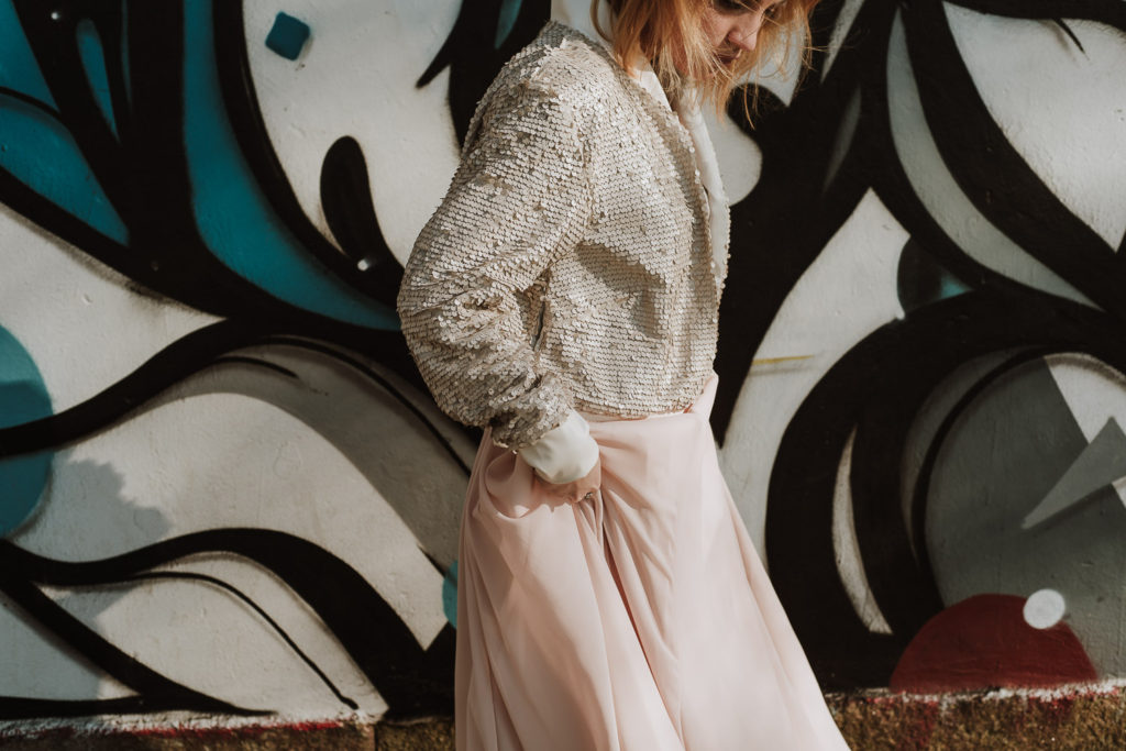 bride on grafiti background - brides inspiration wedding photographer