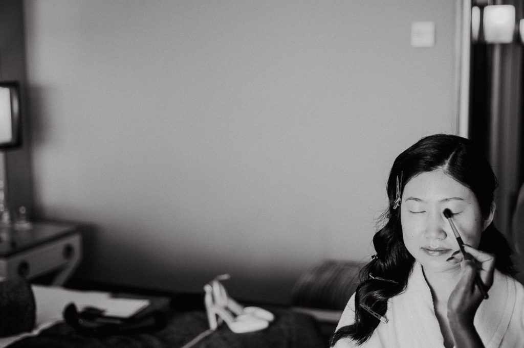 destination wedding cascais - bride make up