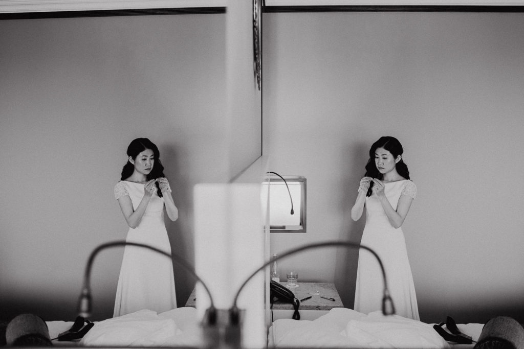 destination wedding cascais - bride reflection on mirror