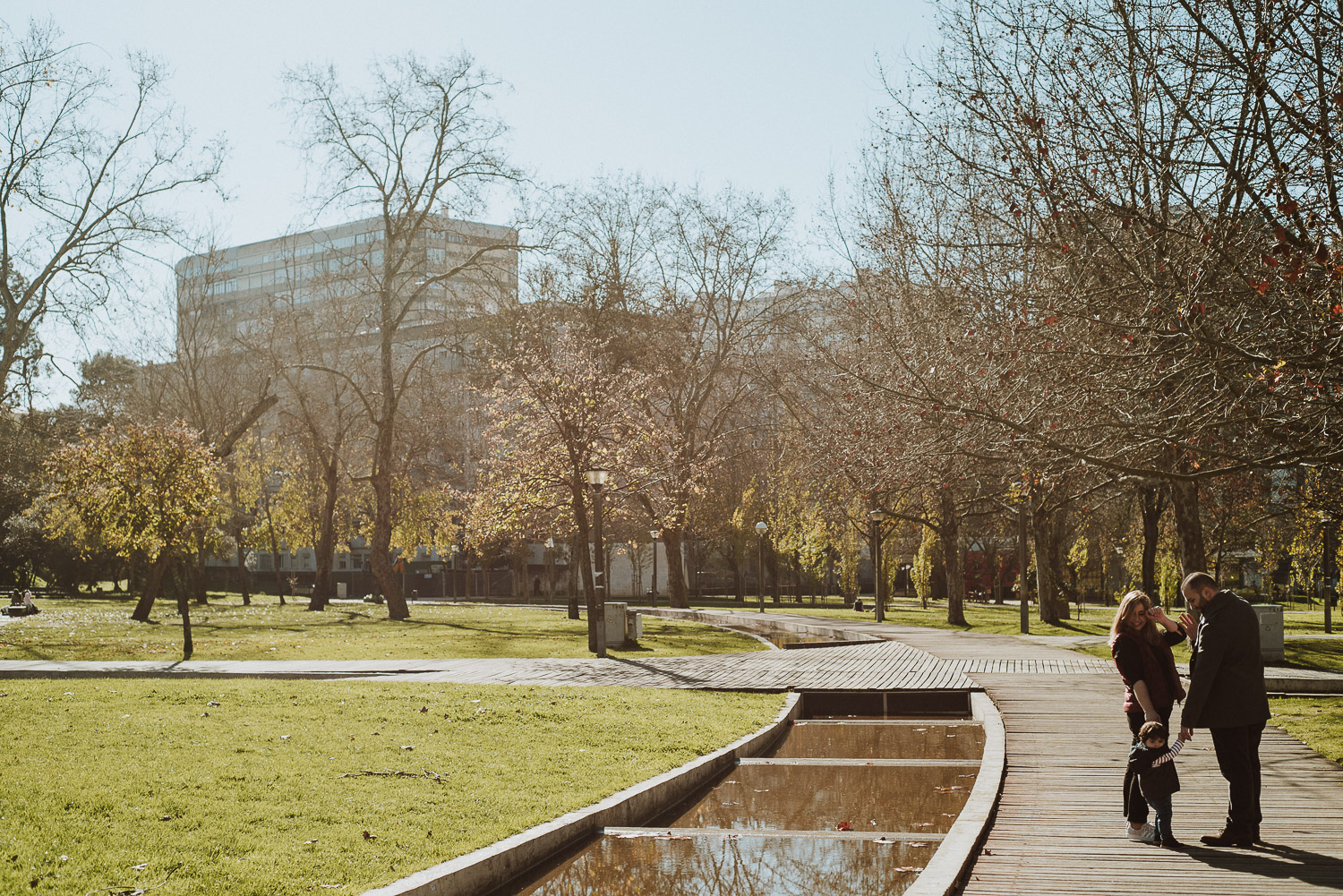 parque das conchas on a winter morning - portugal wedding photographer family photographer