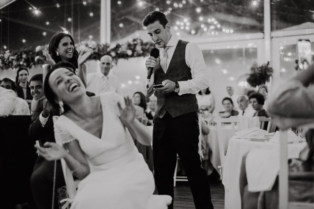 bride laughing groom singing - solar de pancas wedding photographer