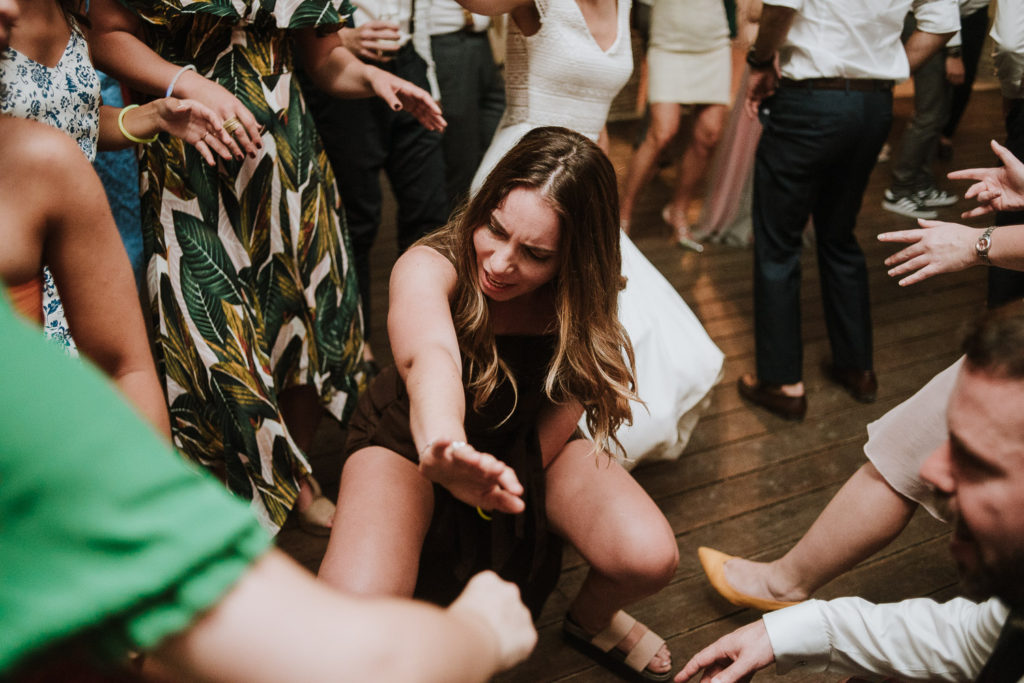 dancefloor party - solar de pancas wedding photographer
