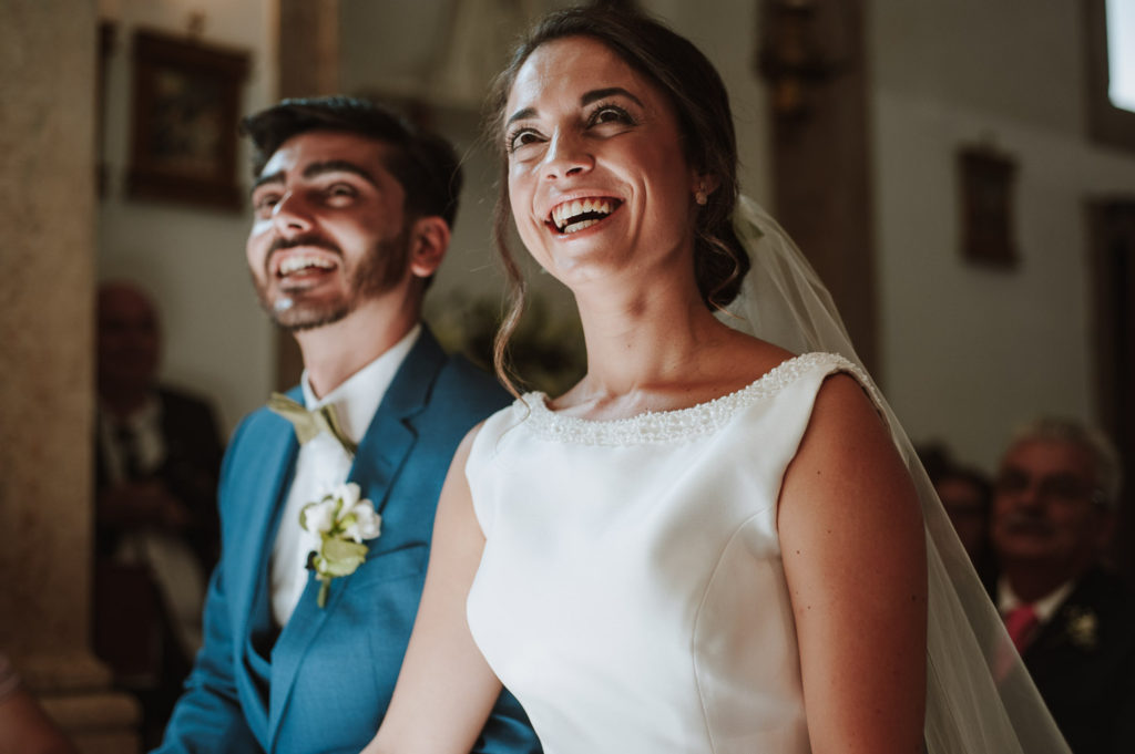 couple laughing casa de reguengos wedding photographer