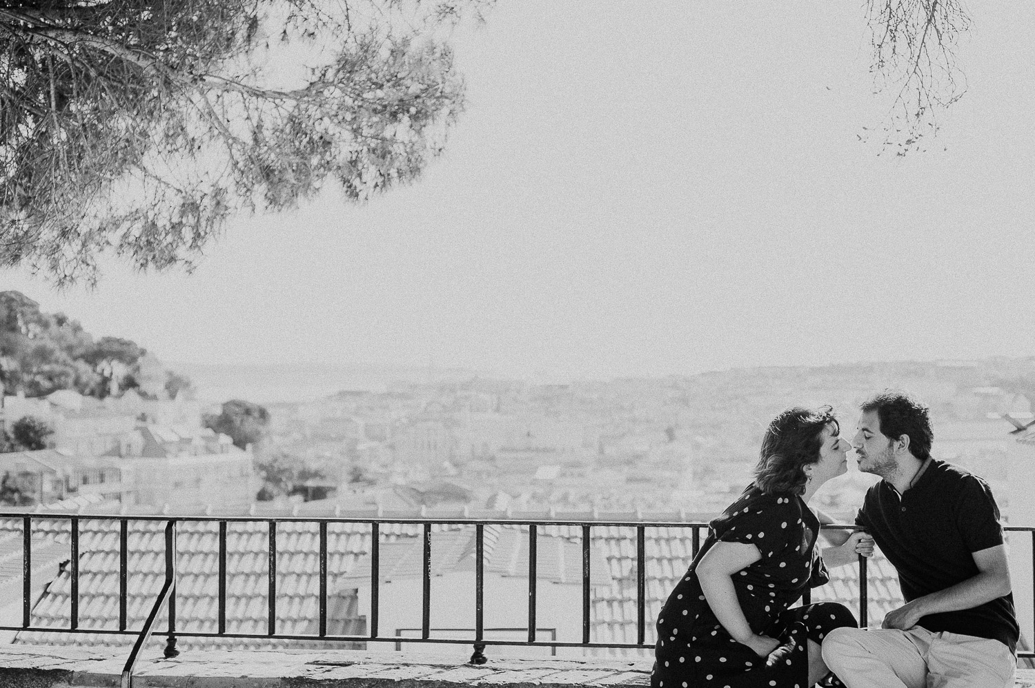 lisbon engagement photographer